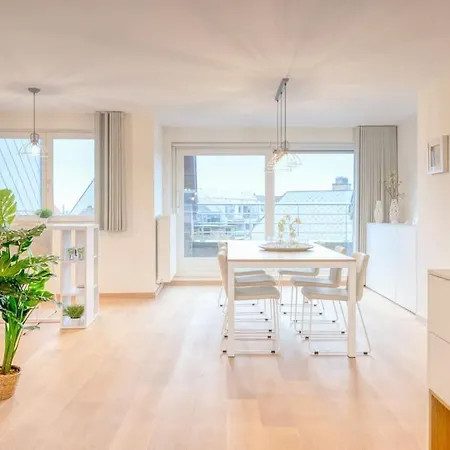 Bright Duplex Apartment With 3 Bedrooms