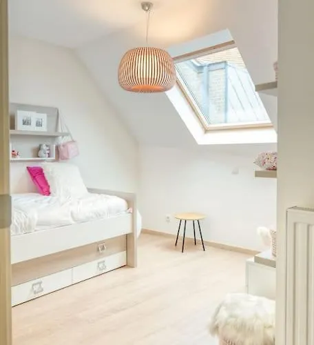 Lively Coastal Haven 3bd Retreat Blankenberge