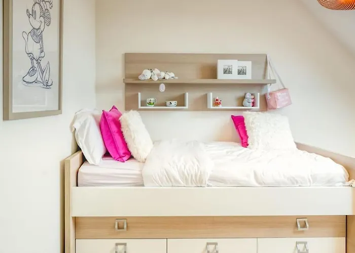 Lively Coastal Haven 3bd Retreat * Blankenberge